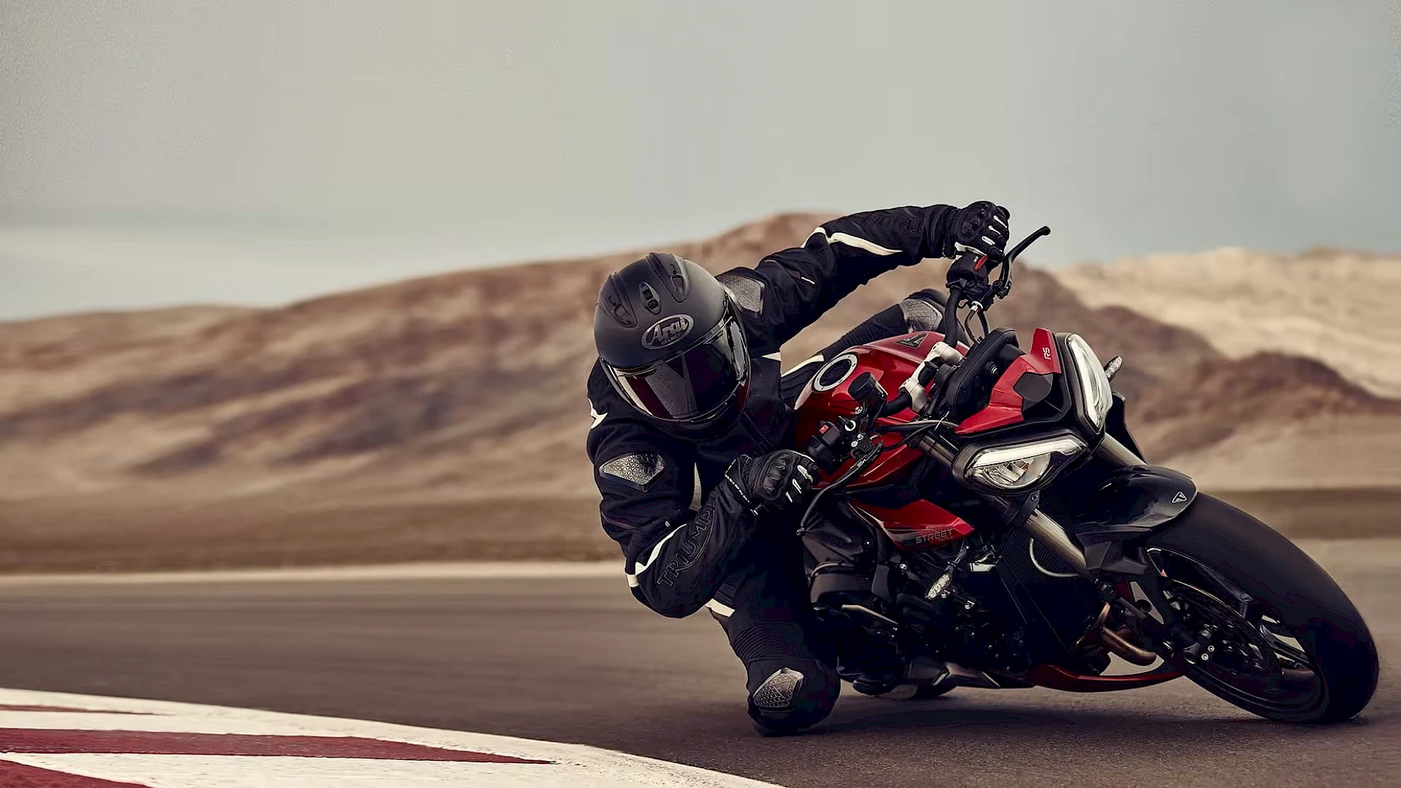 STREET TRIPLE 765 RS