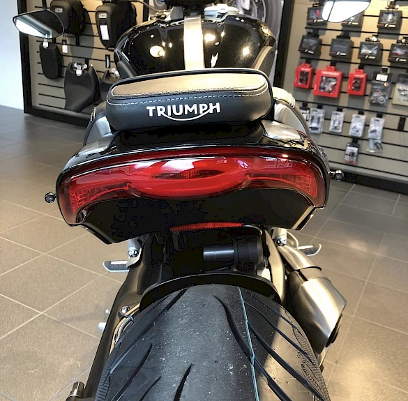 Umbau Rocket 3 R Bild 7